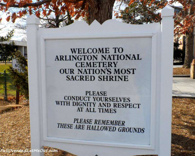Sign-at-visitors-center