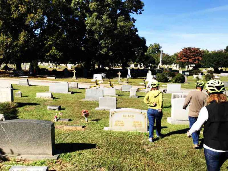 tour-group-Oakwood-Cemetery Triangle Glides PullOverandLetMeOut